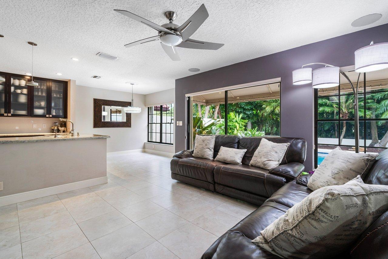 21670 Club Villa Terrace Boca Raton, FL 33433 - Photo 10 of 41 09