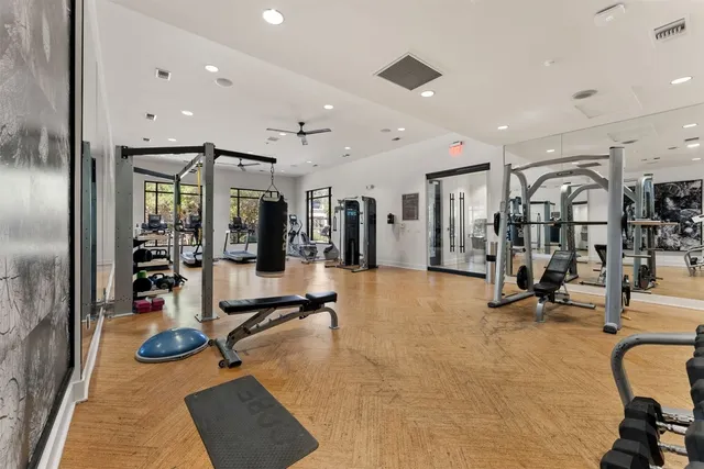 $985 | 15450 Farm To Market Road 1325 Road, Austin, TX 78728