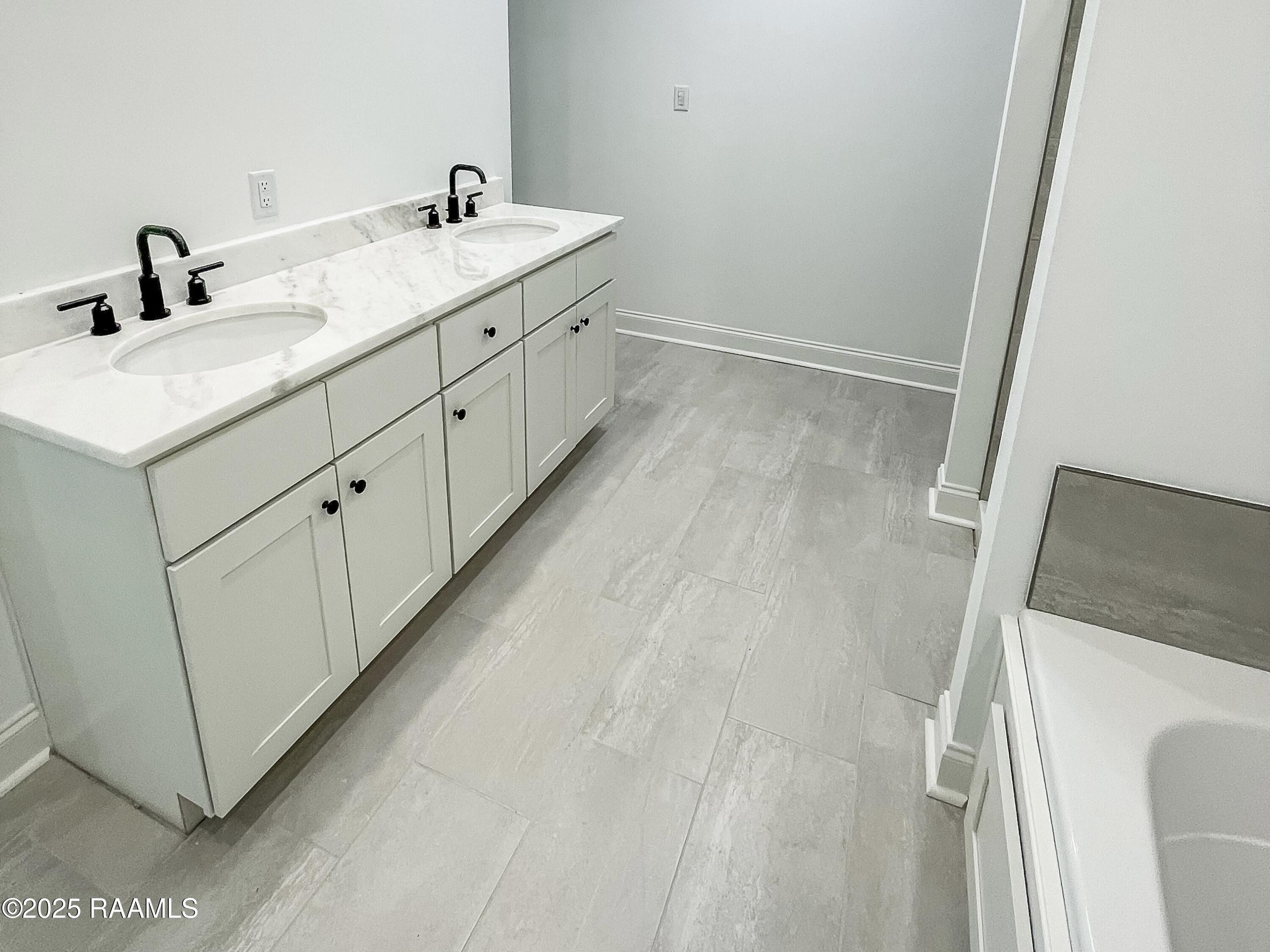 243 Alpine Drive Lafayette, LA 70506 - Photo 10 of 19 IMG_2551_Original