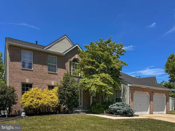 $579,900 | 121 Treeline Drive, Woodbury, NJ 08096