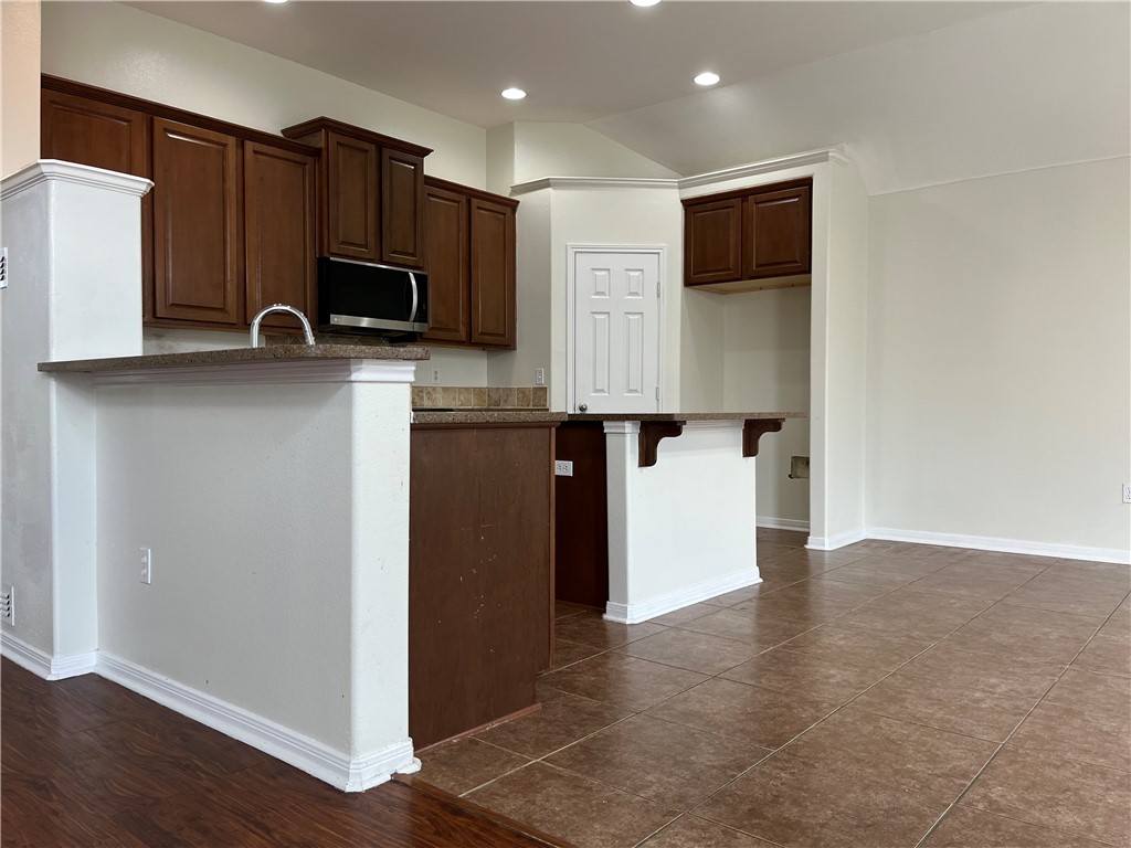 1406 Sacramento Street Portland, TX 78374 - Photo 18 of 35