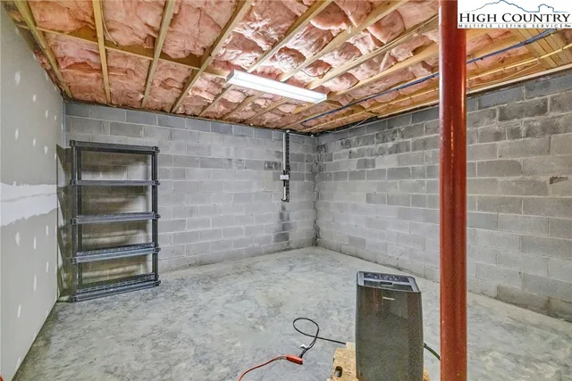 a view of empty room