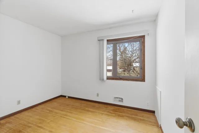 $359,900 | 3832 Gettysburg Avenue North, New Hope, MN 55427