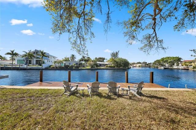 $2,200,000 | 2440 Northeast 25th Place, Fort Lauderdale, FL 33305