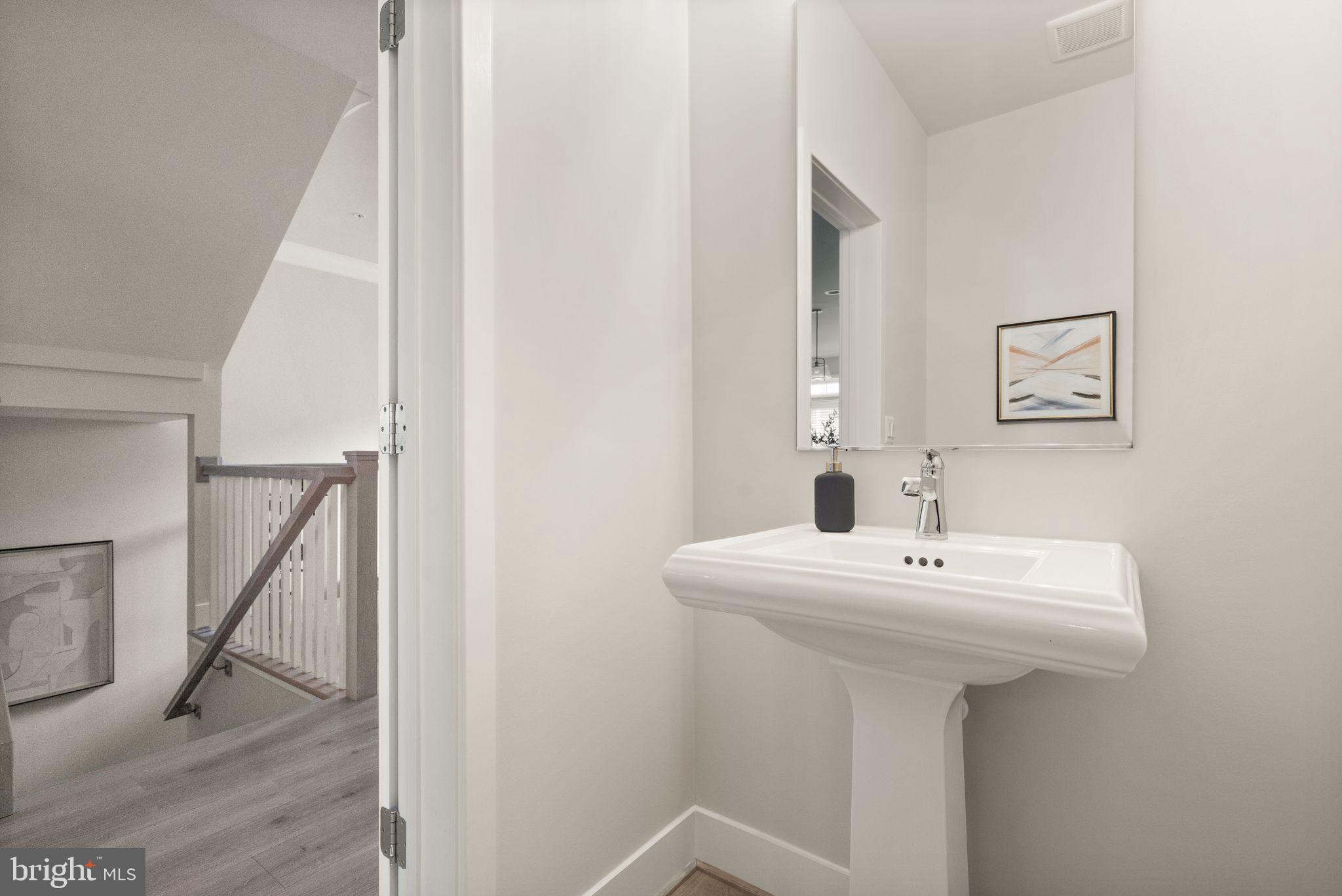11696 Sunrise Square Place Reston, VA 20191 - Photo 16 of 66 Gallery Image 16