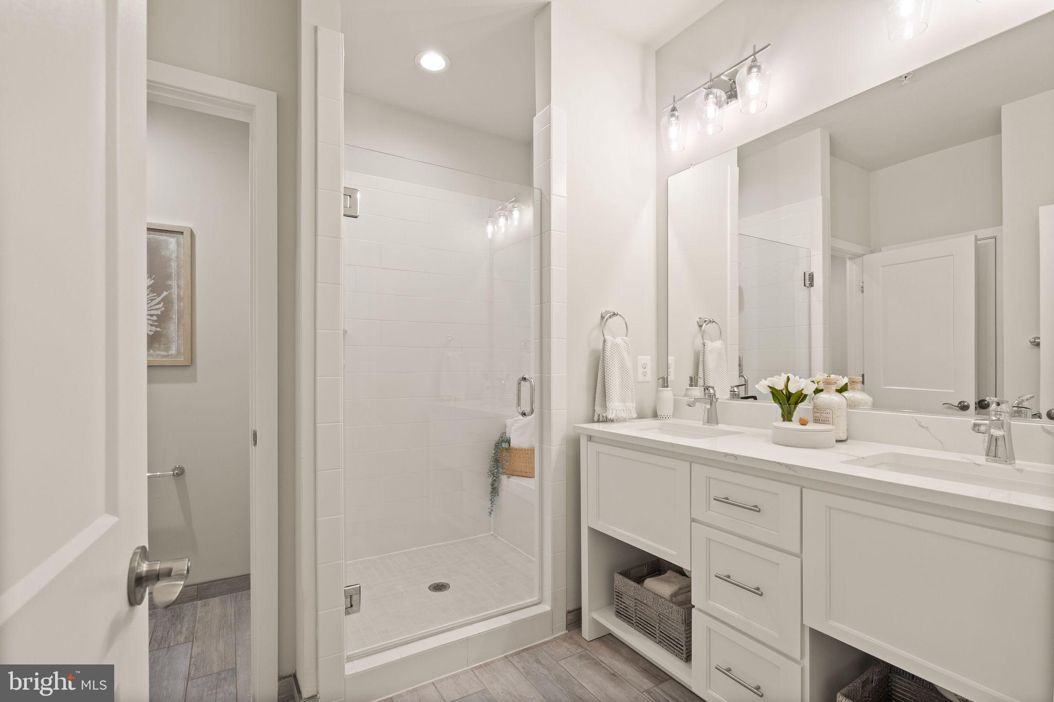 11696 Sunrise Square Place Reston, VA 20191 - Photo 36 of 66 Gallery Image 36