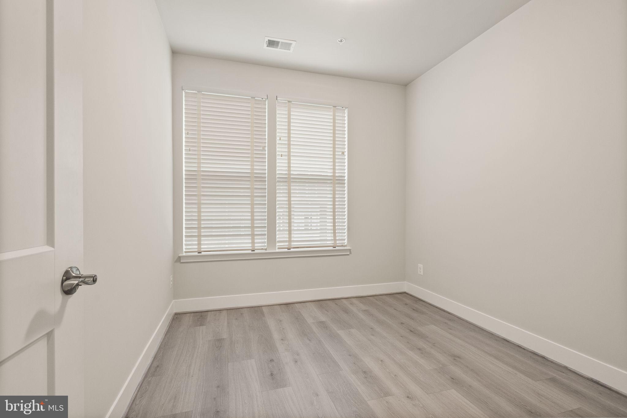 11696 Sunrise Square Place Reston, VA 20191 - Photo 40 of 66 Gallery Image 40