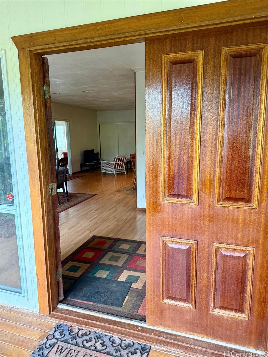 59-543 Alapio Road Haleiwa, HI 96712 - Photo 7 of 20 a view of living room