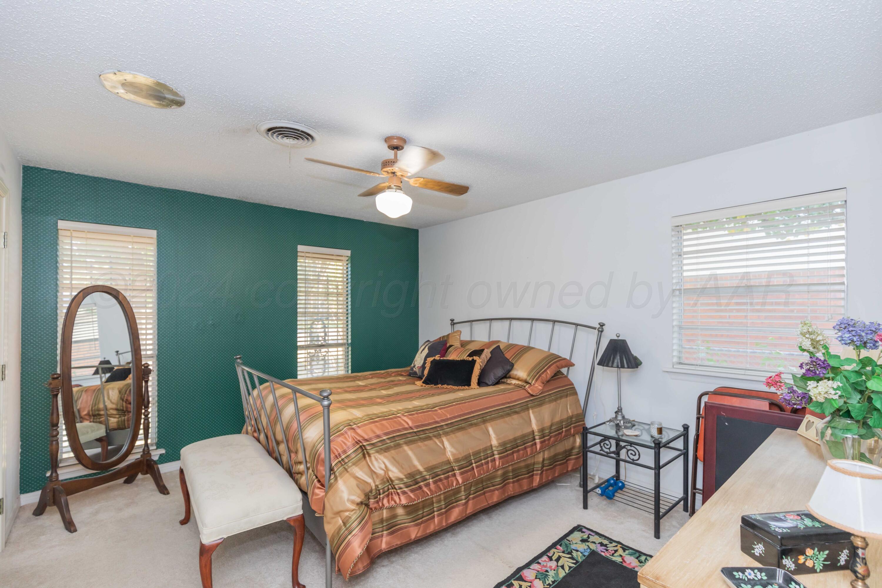 2805 James Louis Drive Amarillo, TX 79110 - Photo 24 of 42 BEDROOM 2 VIEW 1