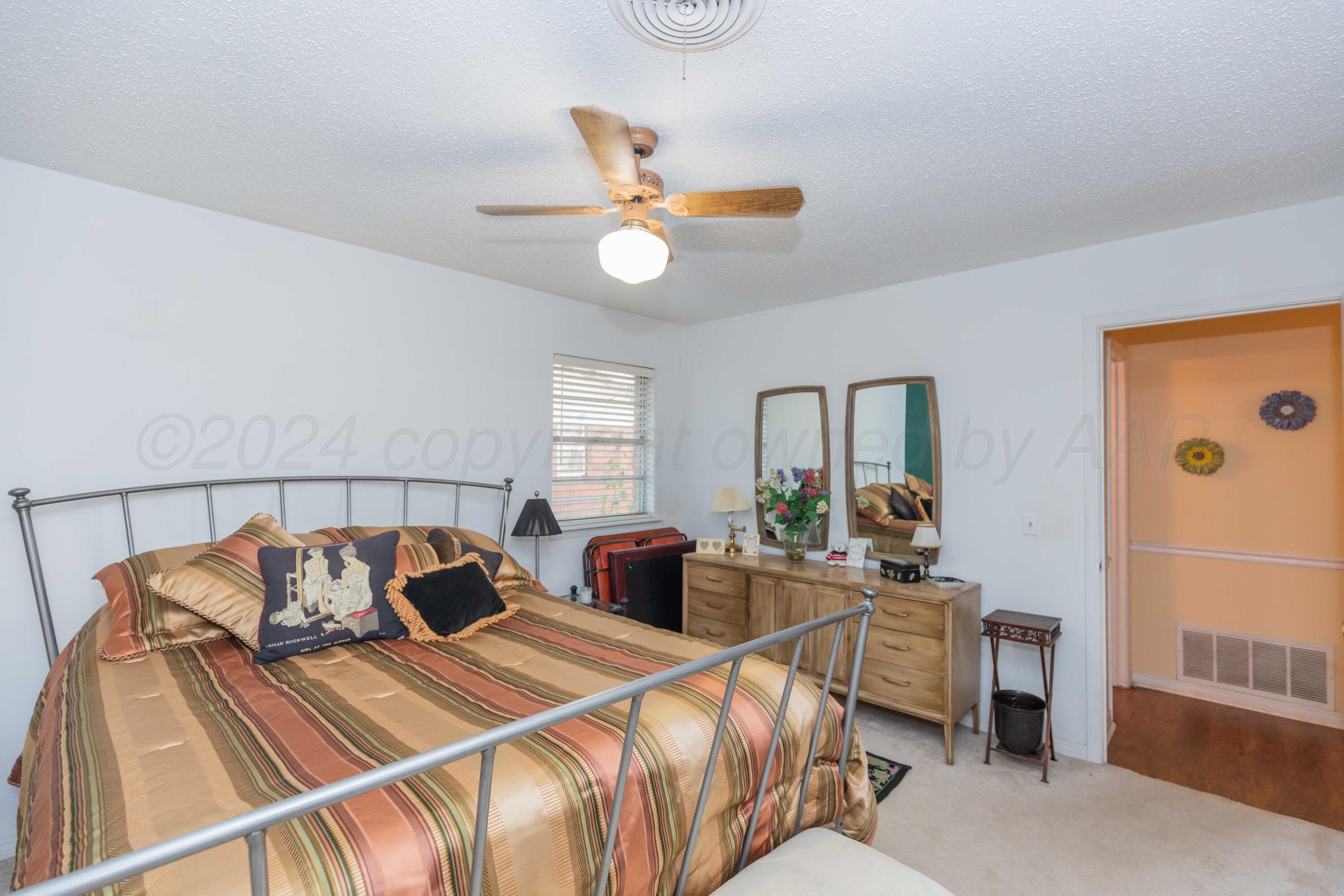 2805 James Louis Drive Amarillo, TX 79110 - Photo 25 of 42 BEDROOM 2 VIEW 2