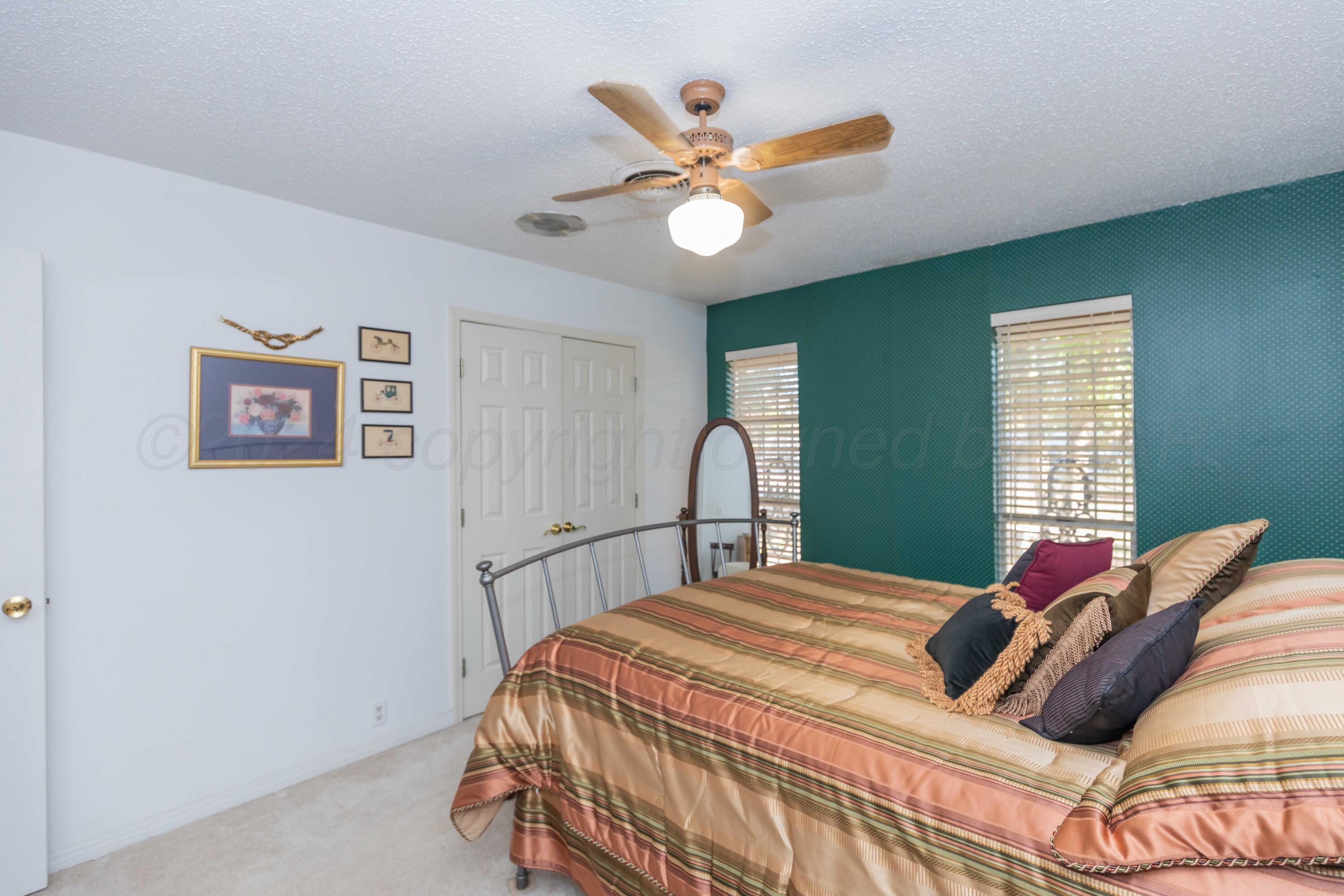 2805 James Louis Drive Amarillo, TX 79110 - Photo 26 of 42 BEDROOM 2 VIEW 3
