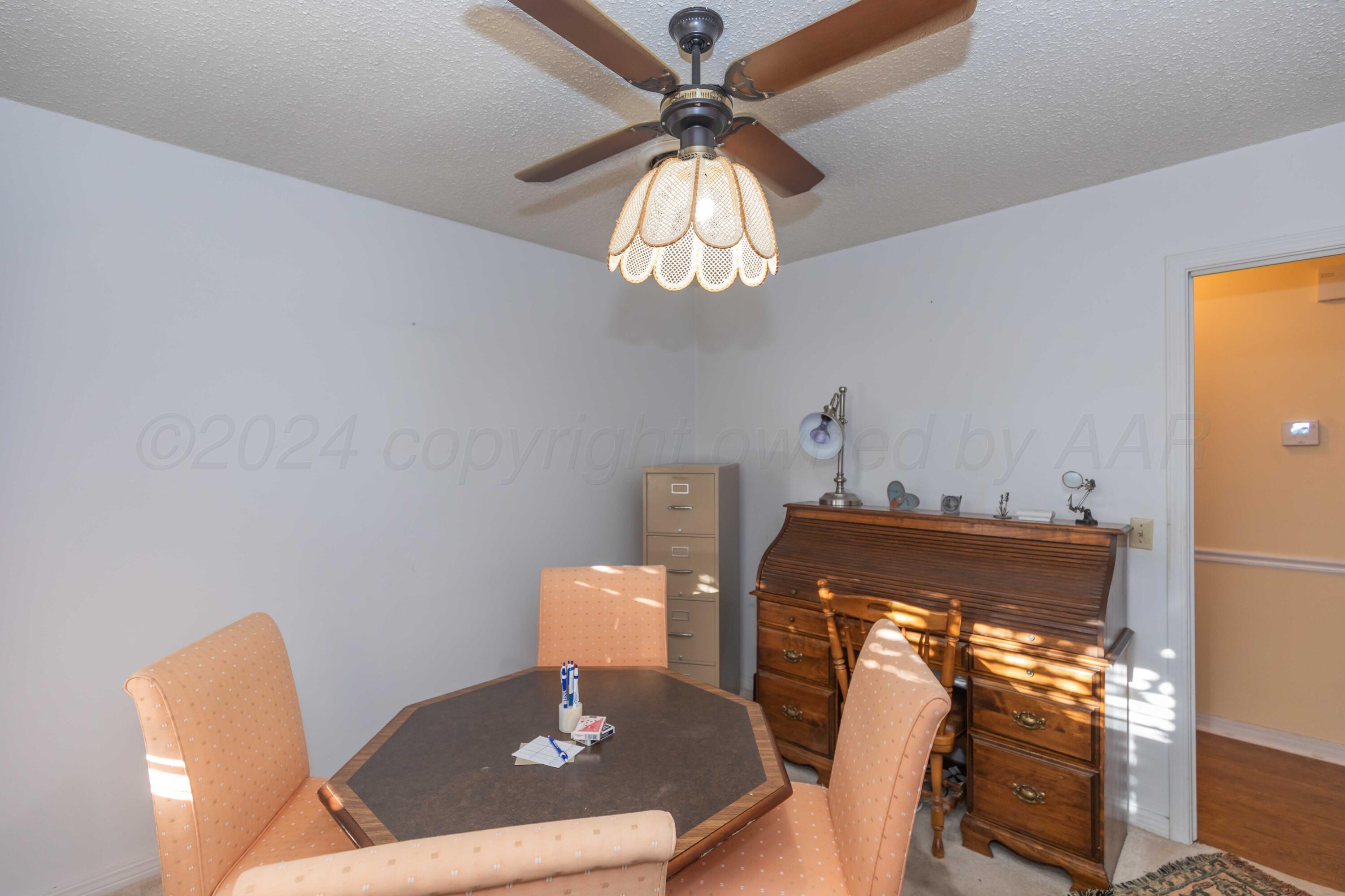 2805 James Louis Drive Amarillo, TX 79110 - Photo 31 of 42 BEDROOM 3 VIEW 3