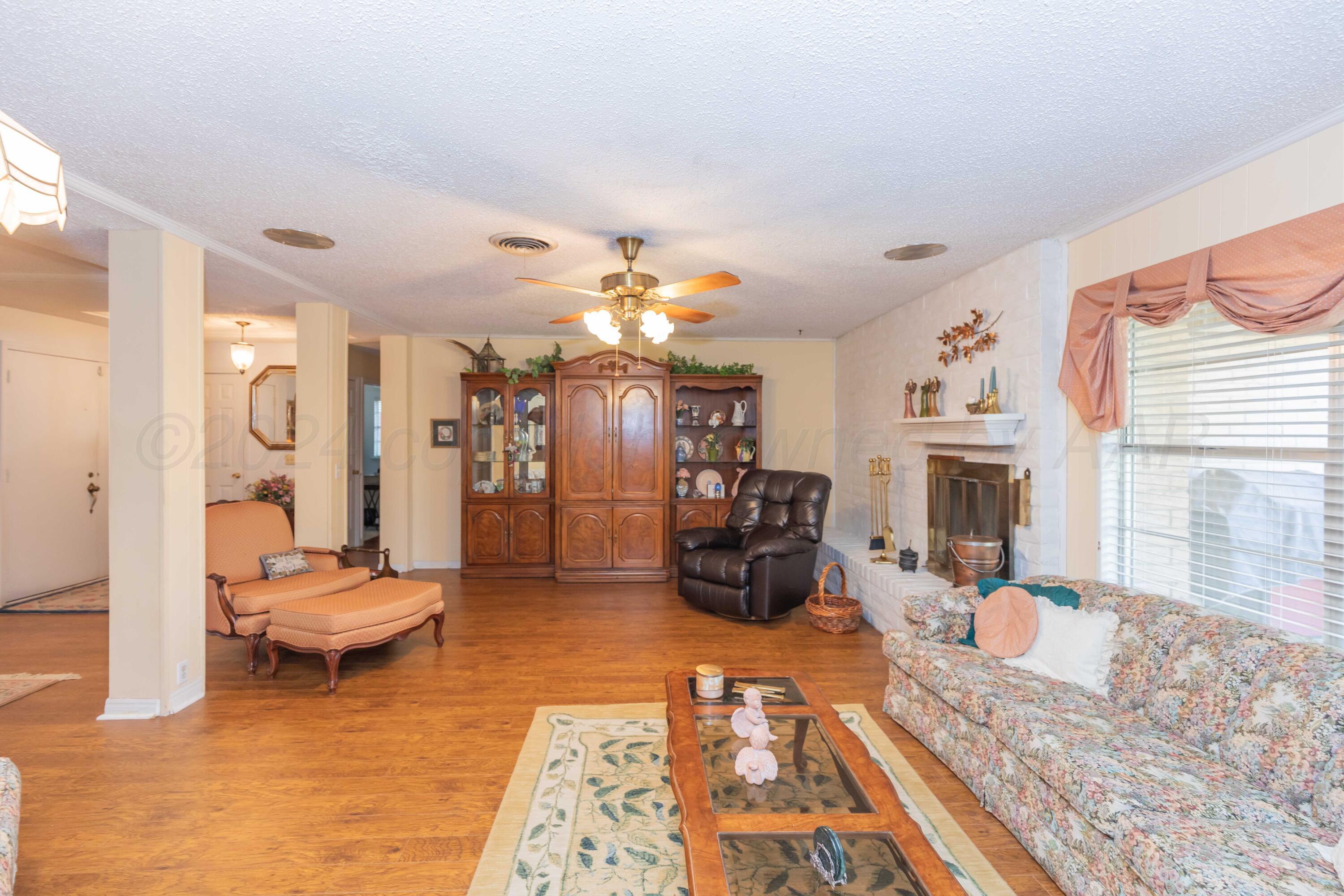 2805 James Louis Drive Amarillo, TX 79110 - Photo 10 of 42 DEN VIEW 4