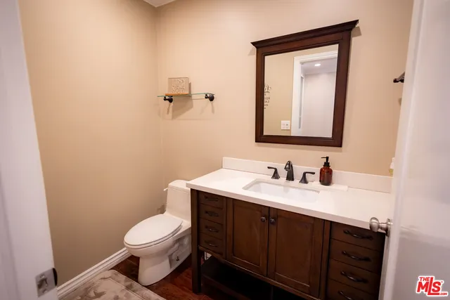 $1,299,000 | 6449 Radford Avenue, North Hollywood, CA 91606