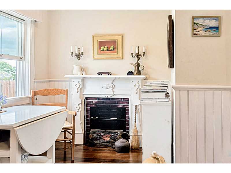 43 South Pier Road Narragansett, RI 02882 - Photo 11 of 25 Kitchen. Breakfast nook seating.
