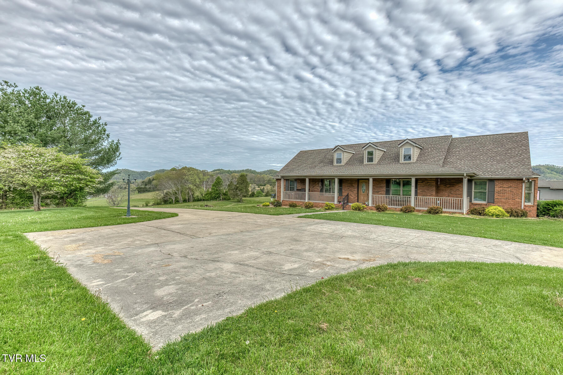 1237 White Top Road Bluff City, TN 37618 - Photo 12 of 87 1237 White Top Rd-66
