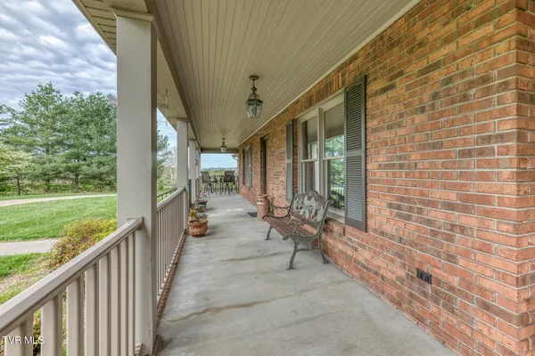 $800,000 | 1237 White Top Road, Bluff City, TN 37618