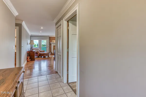 $800,000 | 1237 White Top Road, Bluff City, TN 37618