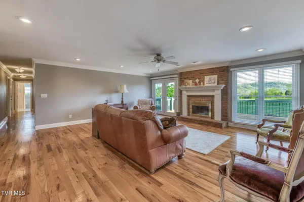 $800,000 | 1237 White Top Road, Bluff City, TN 37618