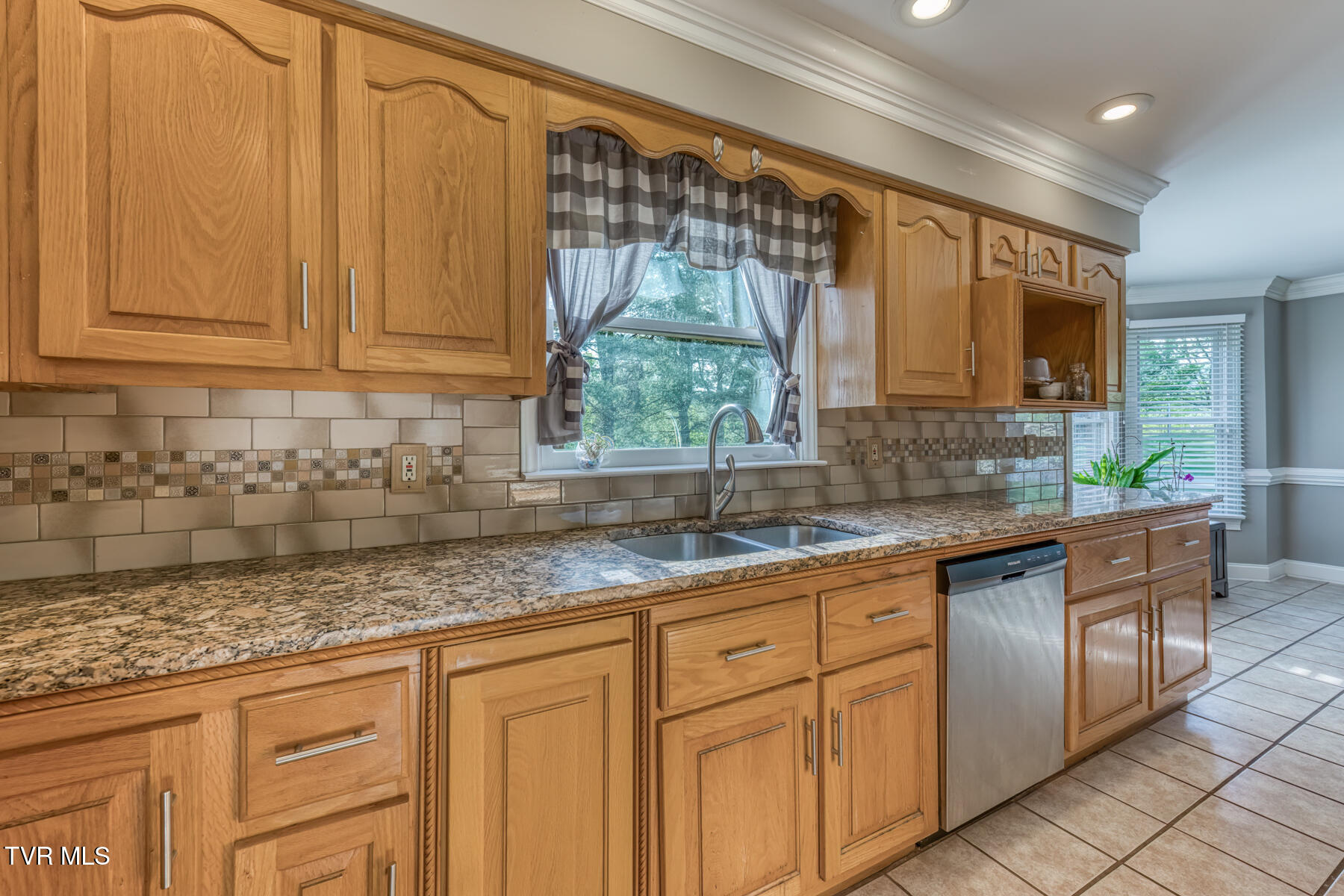 1237 White Top Road Bluff City, TN 37618 - Photo 20 of 87 1237 White Top Rd-26