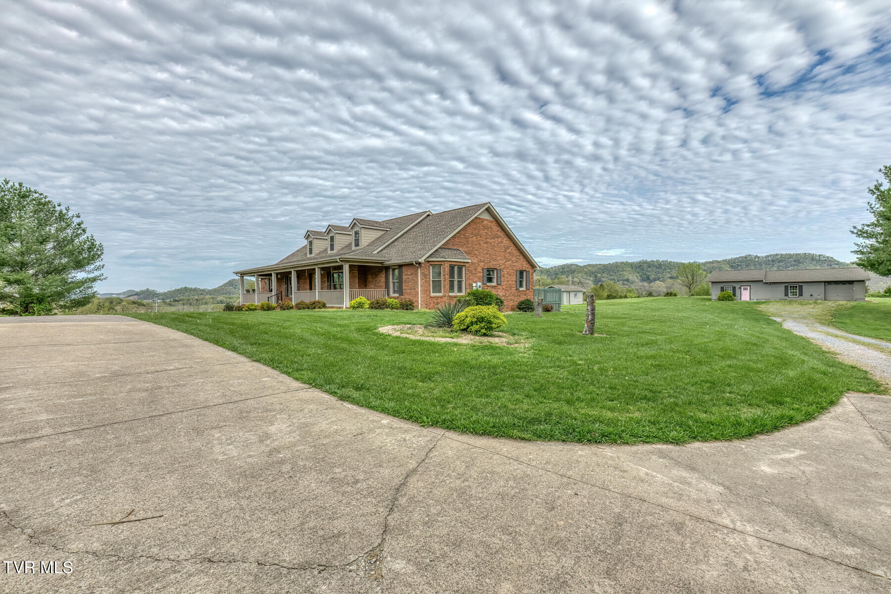 1237 White Top Road Bluff City, TN 37618 - Photo 48 of 87 1237 White Top Rd-67