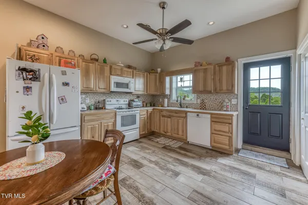 $800,000 | 1237 White Top Road, Bluff City, TN 37618