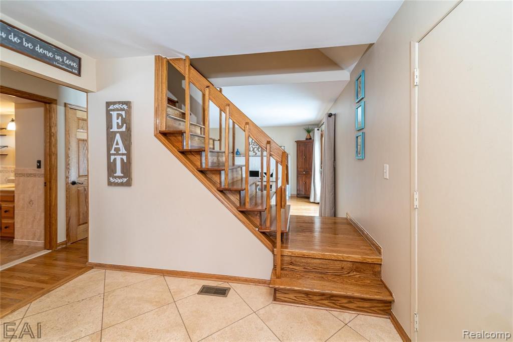 43429 Proctor Road Canton, MI 48188 - Photo 6 of 19
