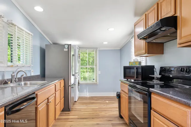 $179,900 | 200 South Shore Drive, Jacksonville, NC 28540