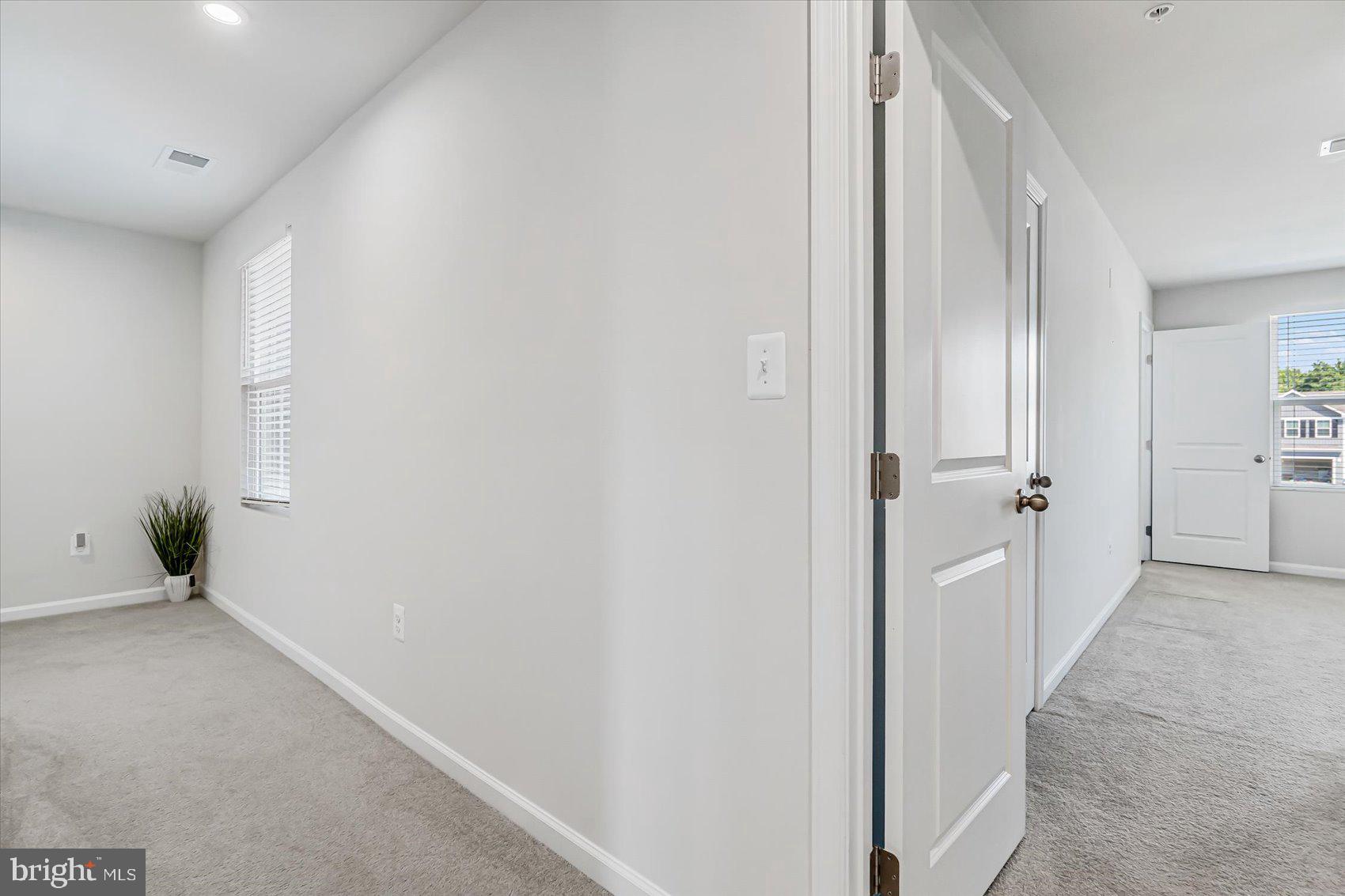 43 Olive Way Elkton, MD 21921 - Photo 20 of 44 a view of a hallway
