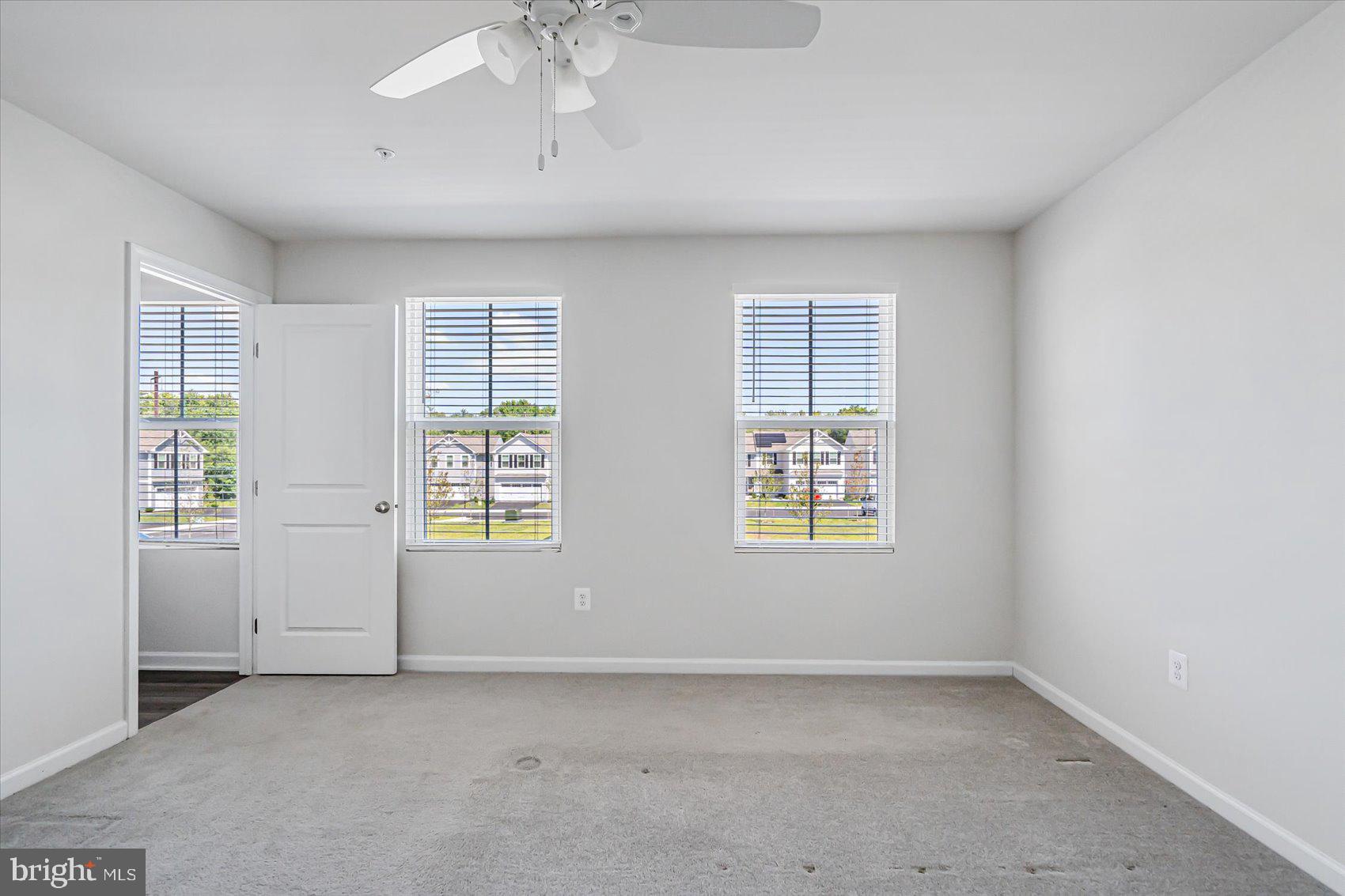 43 Olive Way Elkton, MD 21921 - Photo 23 of 44 an empty room with windows