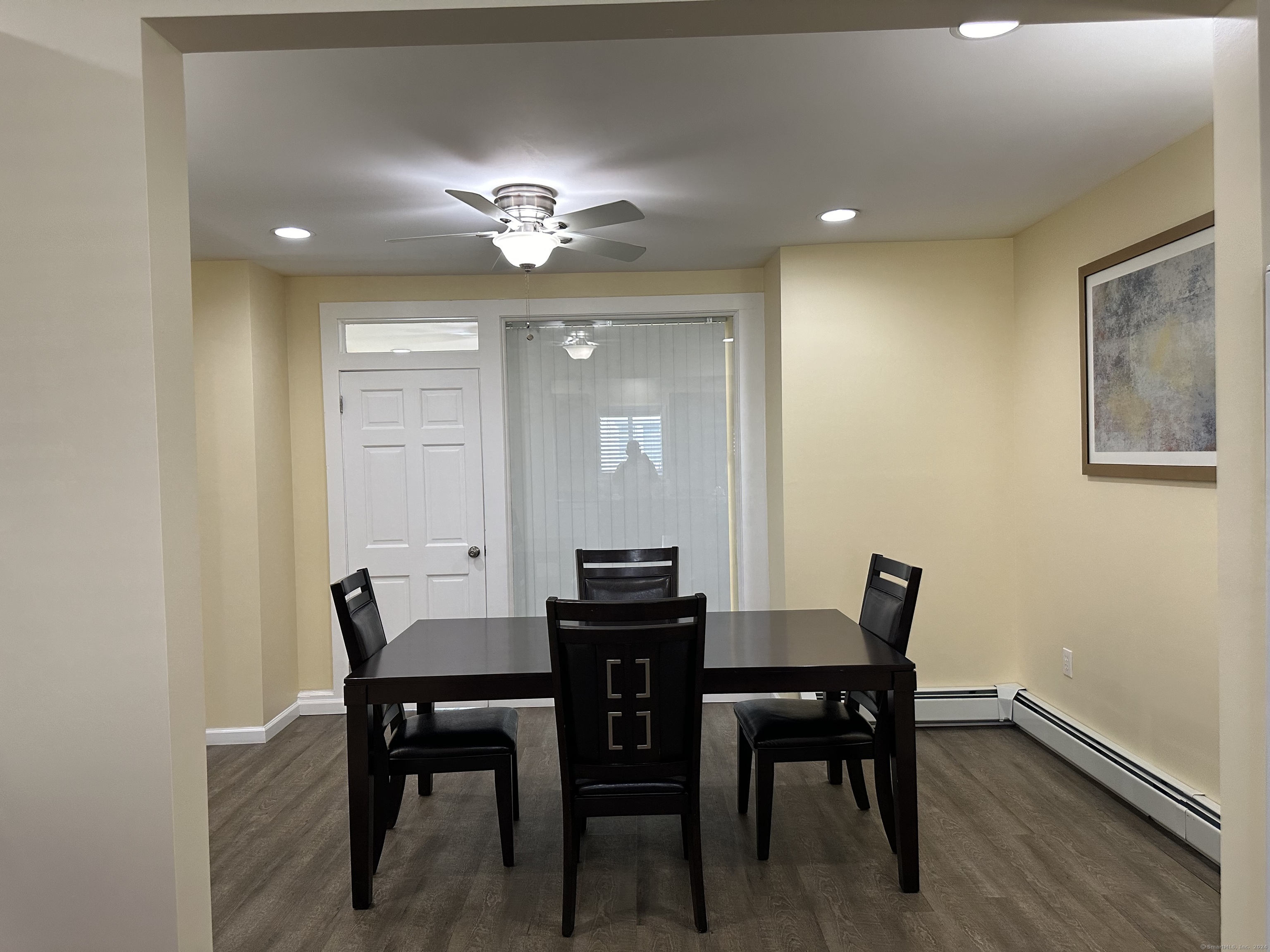 452 Newhall Street Hamden, CT 06517 - Photo 13 of 36