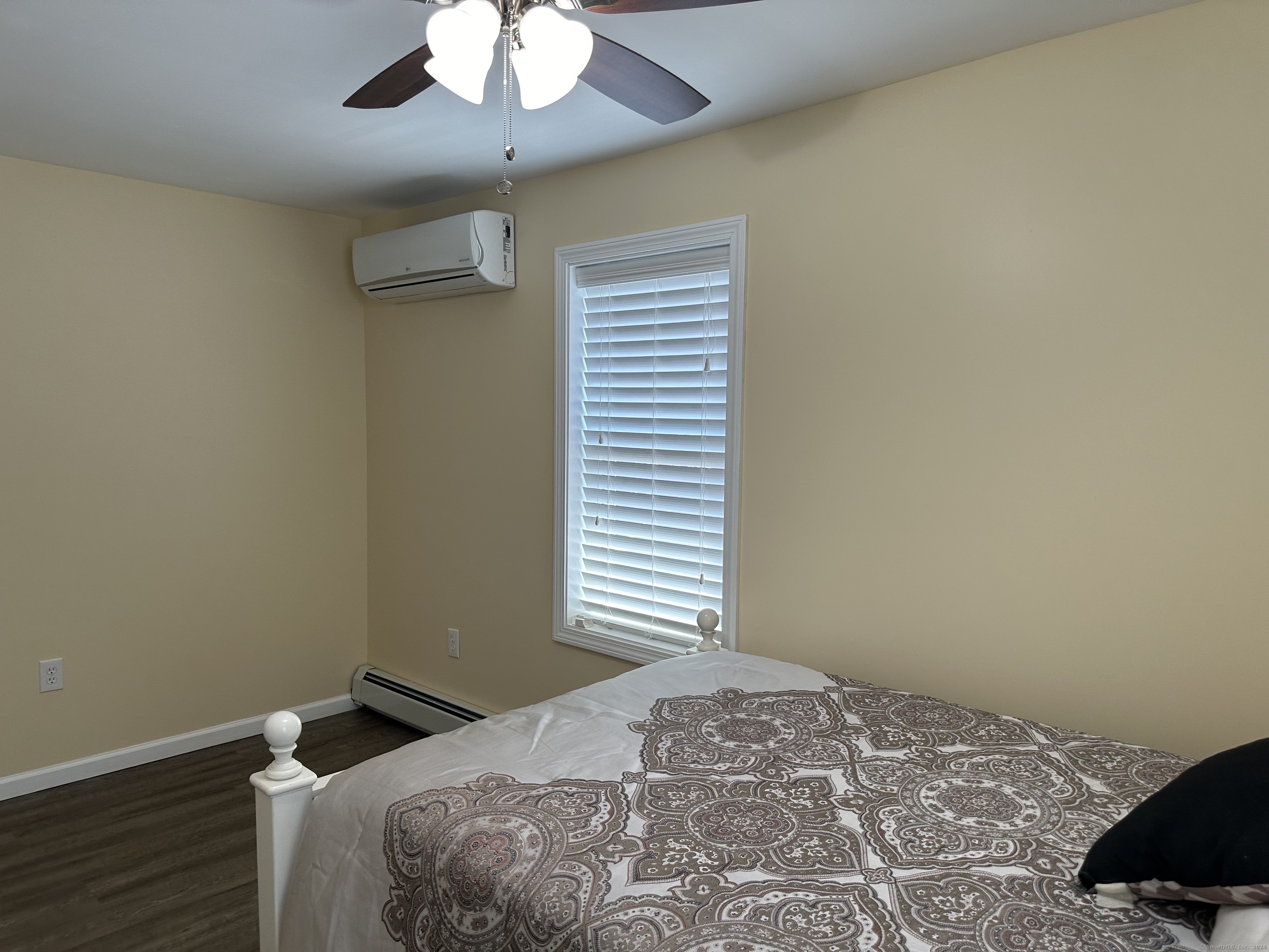 452 Newhall Street Hamden, CT 06517 - Photo 26 of 36