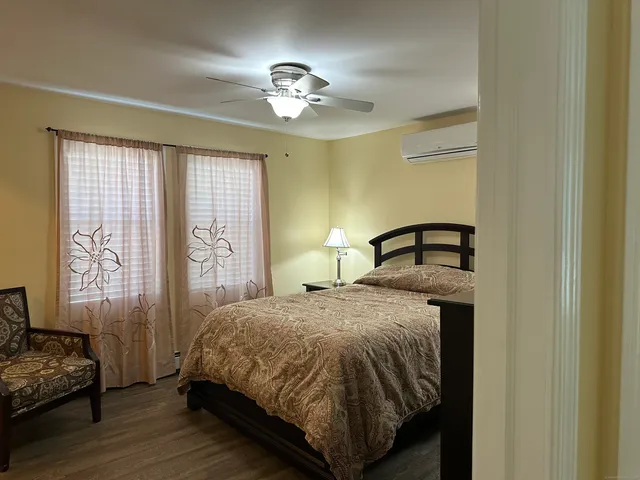 $2,900 | 452 Newhall Street, Hamden, CT 06517