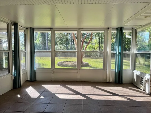 $273,350 | 8433 Fairway Drive, Pineville, LA 71360