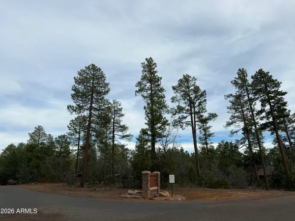 $109,000 | 5961 Starlight Ridge Road, Unit 10, Lakeside, AZ 85929