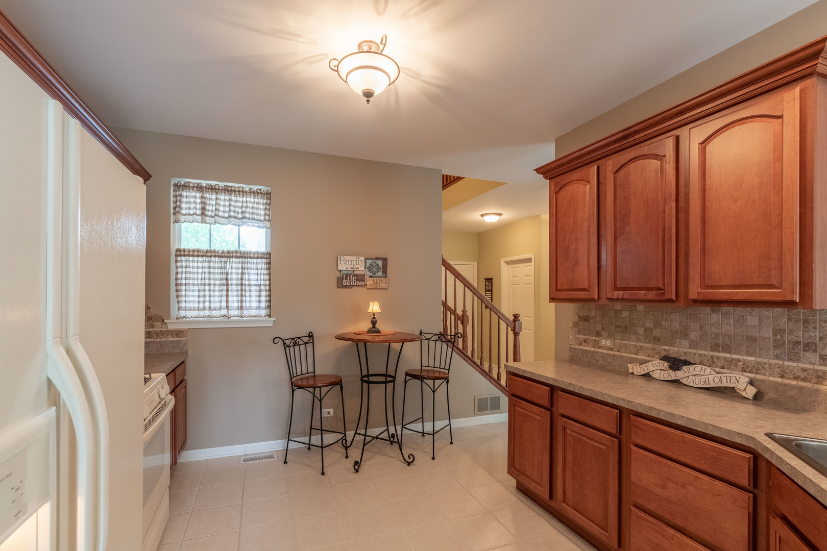 315 Ridge Road North Aurora, IL 60542 - Photo 11 of 26