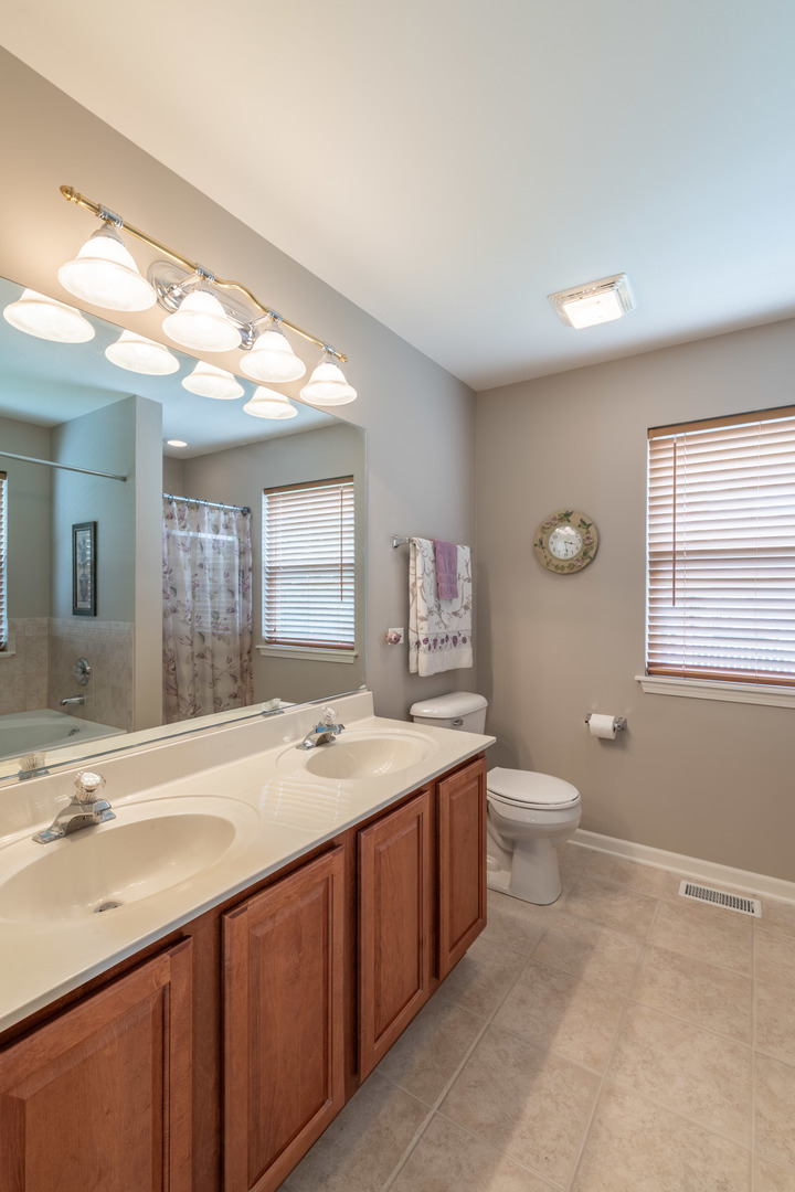 315 Ridge Road North Aurora, IL 60542 - Photo 16 of 26