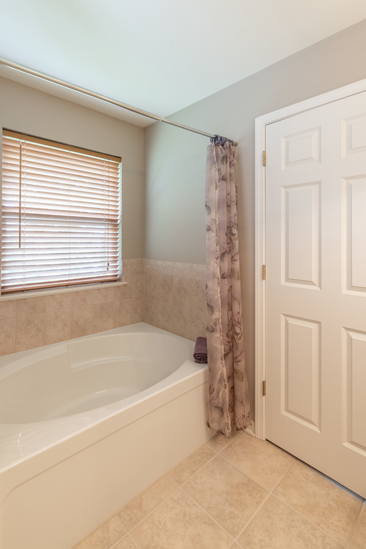 315 Ridge Road North Aurora, IL 60542 - Photo 18 of 26