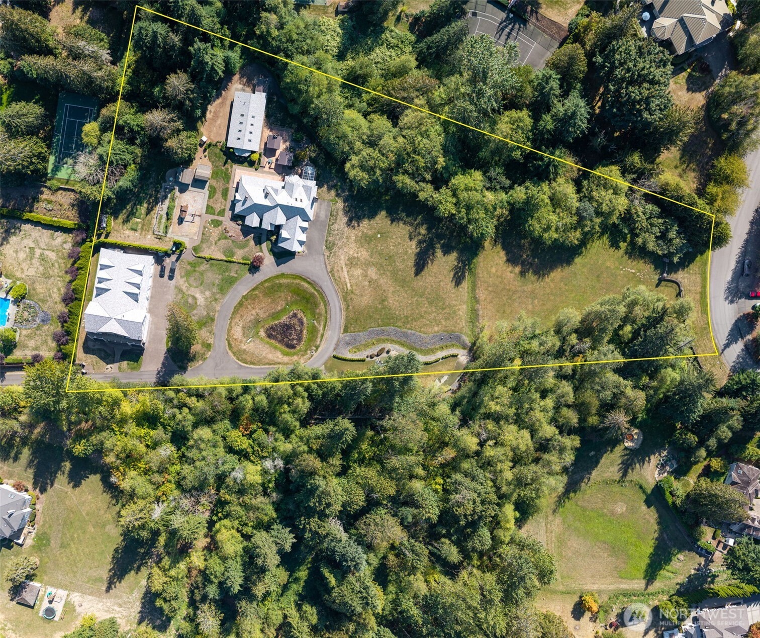 22029 238th Place Southeast Maple Valley, WA 98038 - Photo 37 of 40 an aerial view of residential houses with outdoor space
