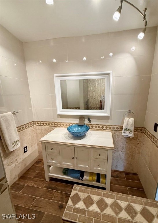 5013 Southwest 16th Place Cape Coral, FL 33914 - Photo 36 of 50 a bathroom with a sink and a mirror