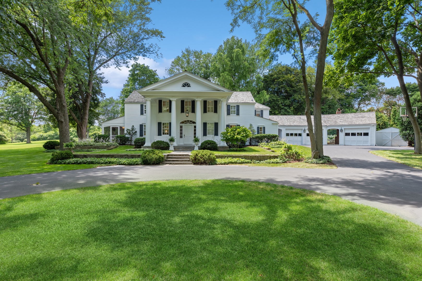 32 Otis Road, Barrington Hills, IL 60010 Compass