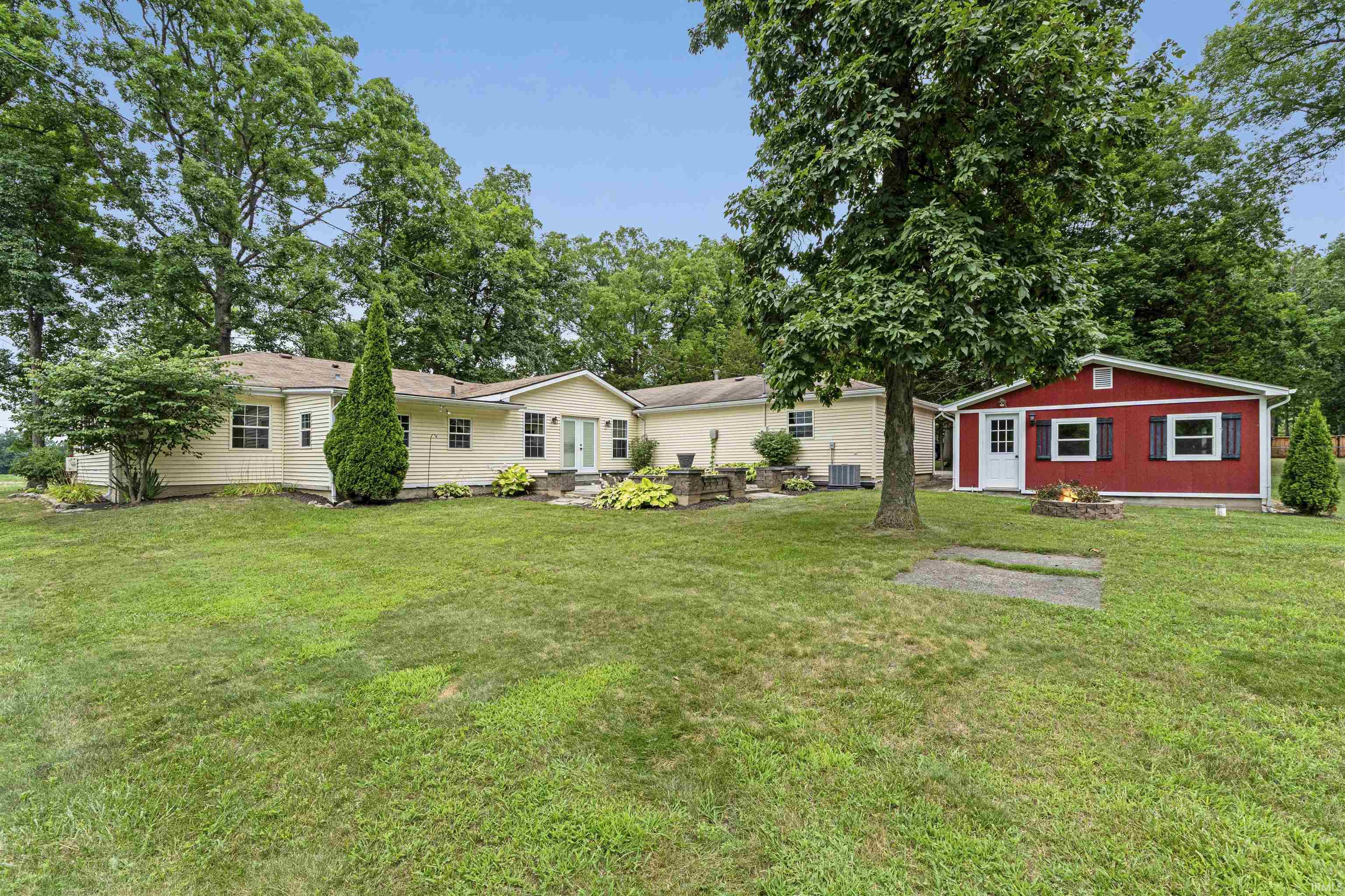 7836 Rothman Road Fort Wayne, IN 46835 - Photo 2 of 26
