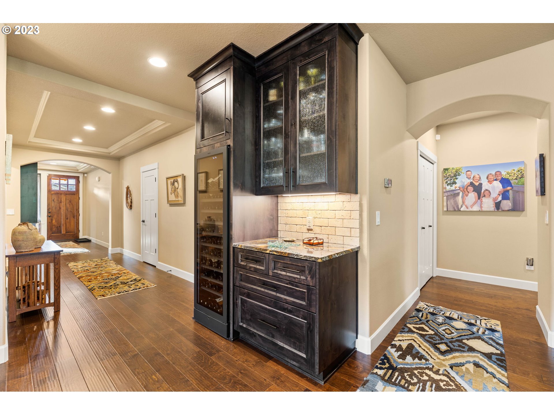 1845 South Harrier Road Ridgefield, WA 98642 - Photo 5 of 28 a view of kitchen with furniture and cabinets