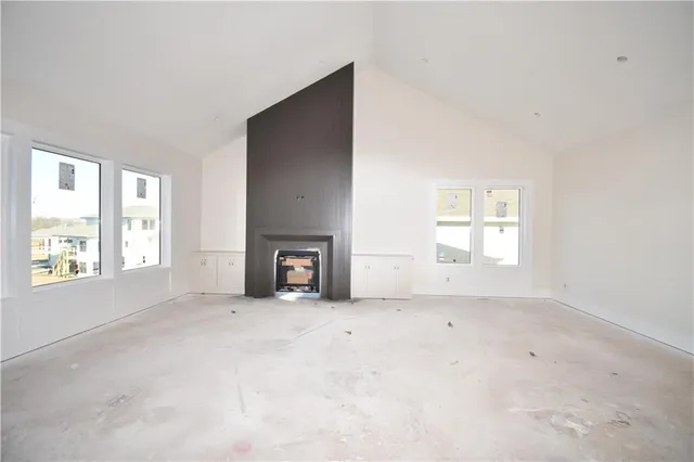 $869,000 | 8308 Northeast 76th Terrace, Kansas City, MO 64158