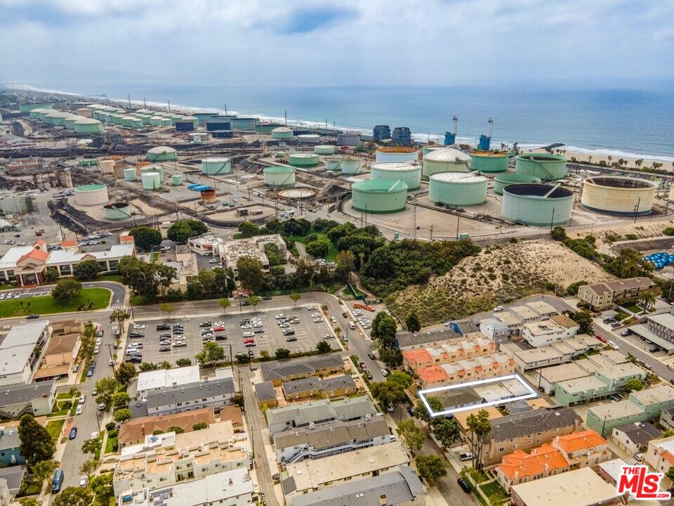 133 Whiting Street El Segundo, CA 90245 - Photo 13 of 14 an aerial view of a city