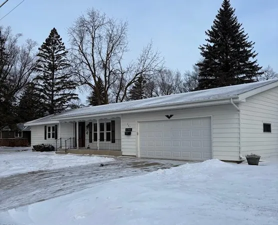 $296,000 | 407 Eichelberger Avenue, Montevideo, MN 56265