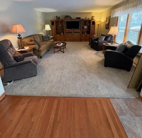 $299,900 | 407 Eichelberger Avenue, Montevideo, MN 56265