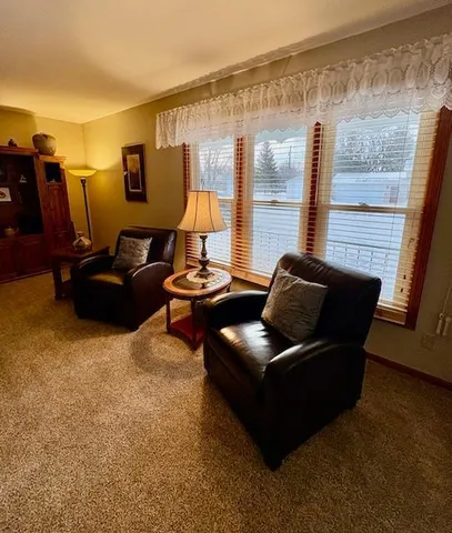 $299,900 | 407 Eichelberger Avenue, Montevideo, MN 56265