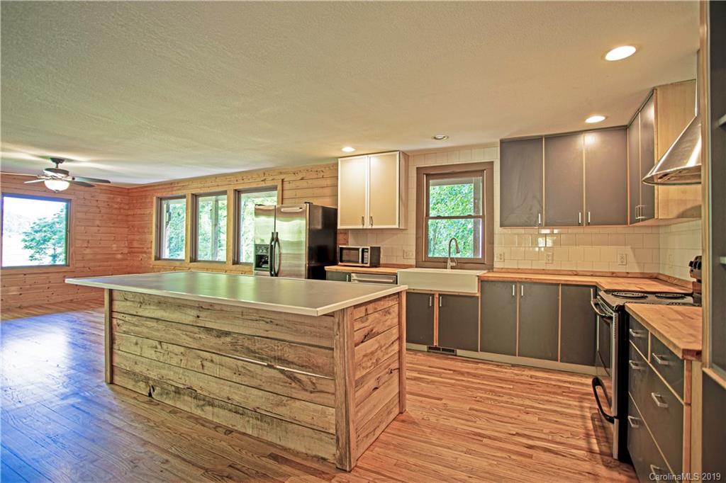 661 Buckner Branch Road Mars Hill, NC 28754 - Photo 11 of 31 Gallery Image 11