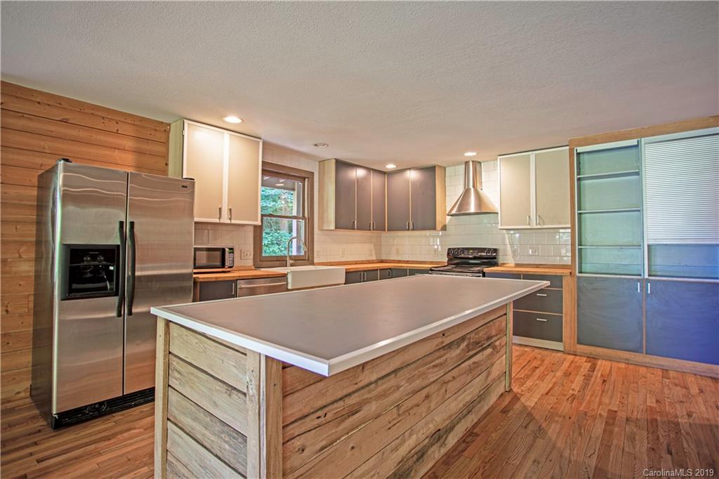661 Buckner Branch Road Mars Hill, NC 28754 - Photo 13 of 31 Gallery Image 13